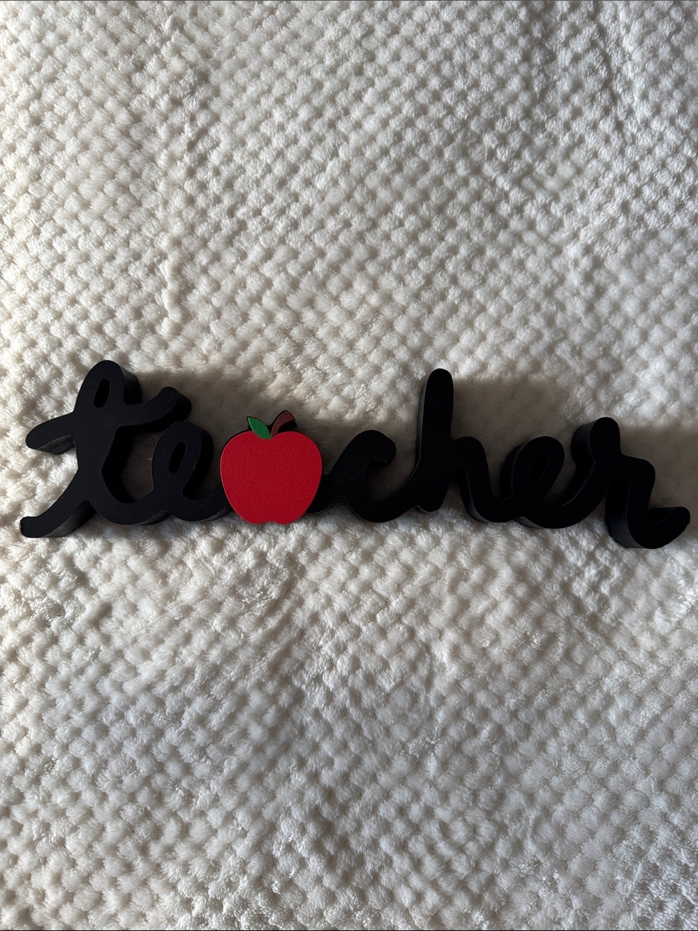 🍎 Teacher Wooden Tabletop Sign – Black Script with Red Apple
